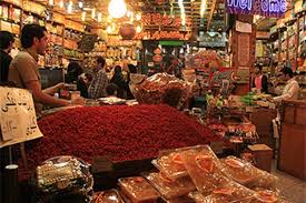 بقای بازار اقتصادی سوغات مشهد در گرو تدبیر و ساماندهی مسئولان/ بازار میلیاردی سوغات با خطر رکود مواجه است