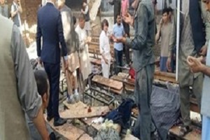 اولین تصاویر بعد از انفجار کابل، بیش از ۵۰ دانش آموز کشته و زخمی شدند + فیلم