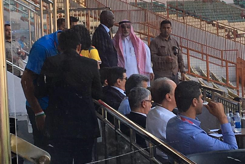 زیدان سرمربی منچستریونایتد می&zwnj;شود/درگیری لفظی مهمانان ویژه ایران و عربستان روی سکو&zwnj;های جاکارتا