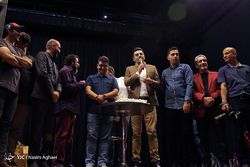 رونمایی از کتاب «نقاب ها»