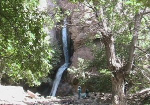آبشار زیبای 