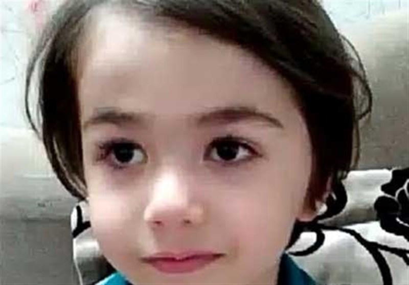 گفتگوی خواندنی با پدر دانشمند کوچک ایرانی که فیزیک و شیمی می&zwnj;داند