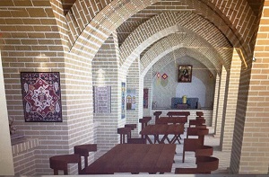 تبدیل کاروانسرای تاریخی دودهک دلیجان به هتل سنتی