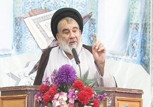 یکی از مطالبات مردم تغییر تیم اقتصادی کشور است/با همت دولت مسائل اقتصادی کشور حل می‌شود