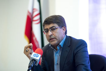 برای بی اثر کردن تحریم های آمریکا علیه ایران با اروپا روی میز مذاکره نشستیم