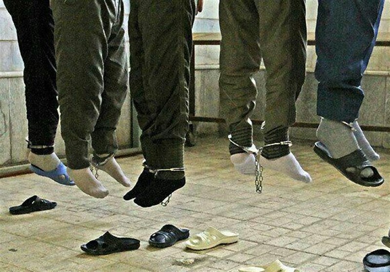 دزدان شمشیر به دست در مشهد به دار آویخته شدند