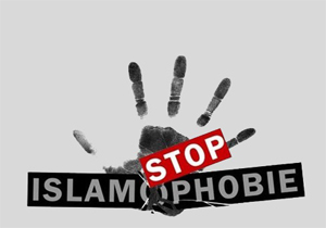 حمله افراد ناشناس به دو مسجد در انگلیس