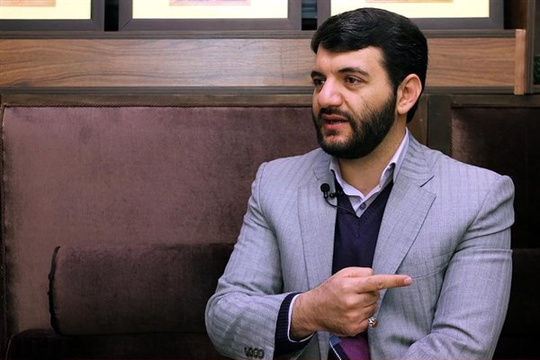 وقتی در نتیجه برجام مسیری باز نشده، ادامه این مذاکره خیانت به کشور است/ اگر مردم از مسئولان صداقت نبینند آشفتگی بازارها تشدید می&zwnj;شود