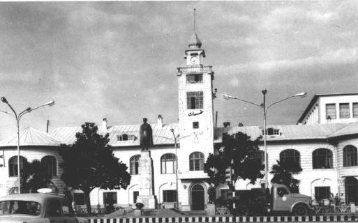 بازگشت گلدسته ۱۴ متری مسجد ساغریسازان رشت پس از ۲۸ سال