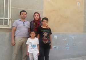 سر دزدان شمشیر به دست مشهد بالای دار رفت/اعلام اسامی مفسدان اقتصادی استان گلستان/واریز پنج میلیون تومان به حساب خانوارهای زلزله زده/تصادف مرگبار در محور زابل به نهبندان