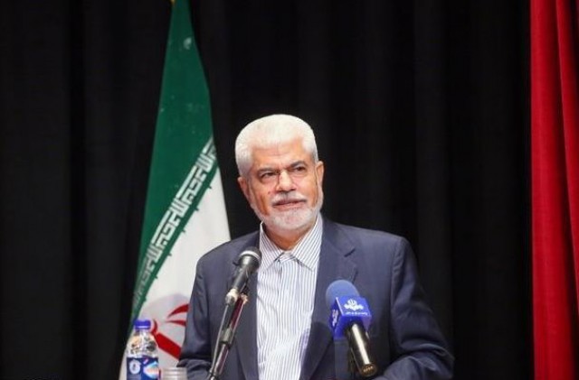 پول ماشین خارجی استاندارد می&zwnj;گیرند و خودروی غیر استاندارد تحویل می&zwnj;دهند