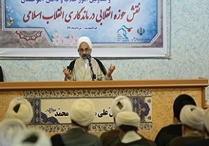 پیوند سپاه و روحانیت توطئه ها را خنثی می کند