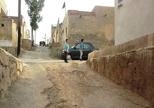 نیاز به ۸۰۰ واحد مسکونی برای جابه‌جایی منازل مناطق پرخطر منبع آب