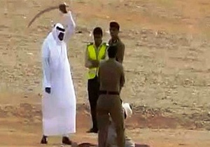 انتشار ویدئویی از اعدام یک زن در عربستان جنجال به پا کرد+ فیلم و تصاویر