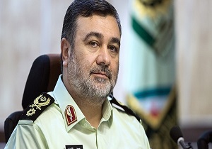 نیروی انتظامی با اقتدار حافظ مرز‌های کشور است/برخورد با محتکران کالا‌ از سوی نیروی انتظامی ادامه دارد