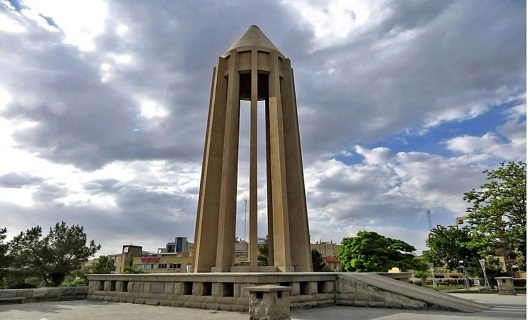 بوعلی سینا طبیبی که به جسم وجان جلا می بخشد