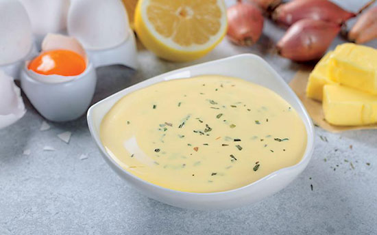 طرز تهیه انواع سس&zwnj;های سالاد با میوه های تابستانی