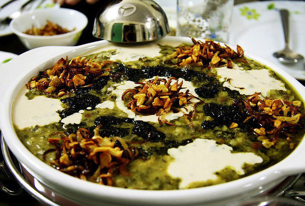 طرز تهیه آش رشته مجلسی