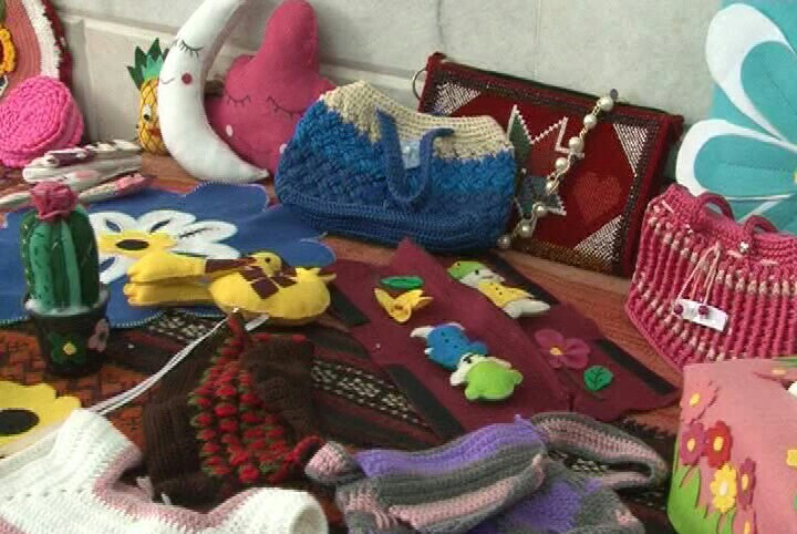 نمایشگاهی از هنر دست بانوان خاشی