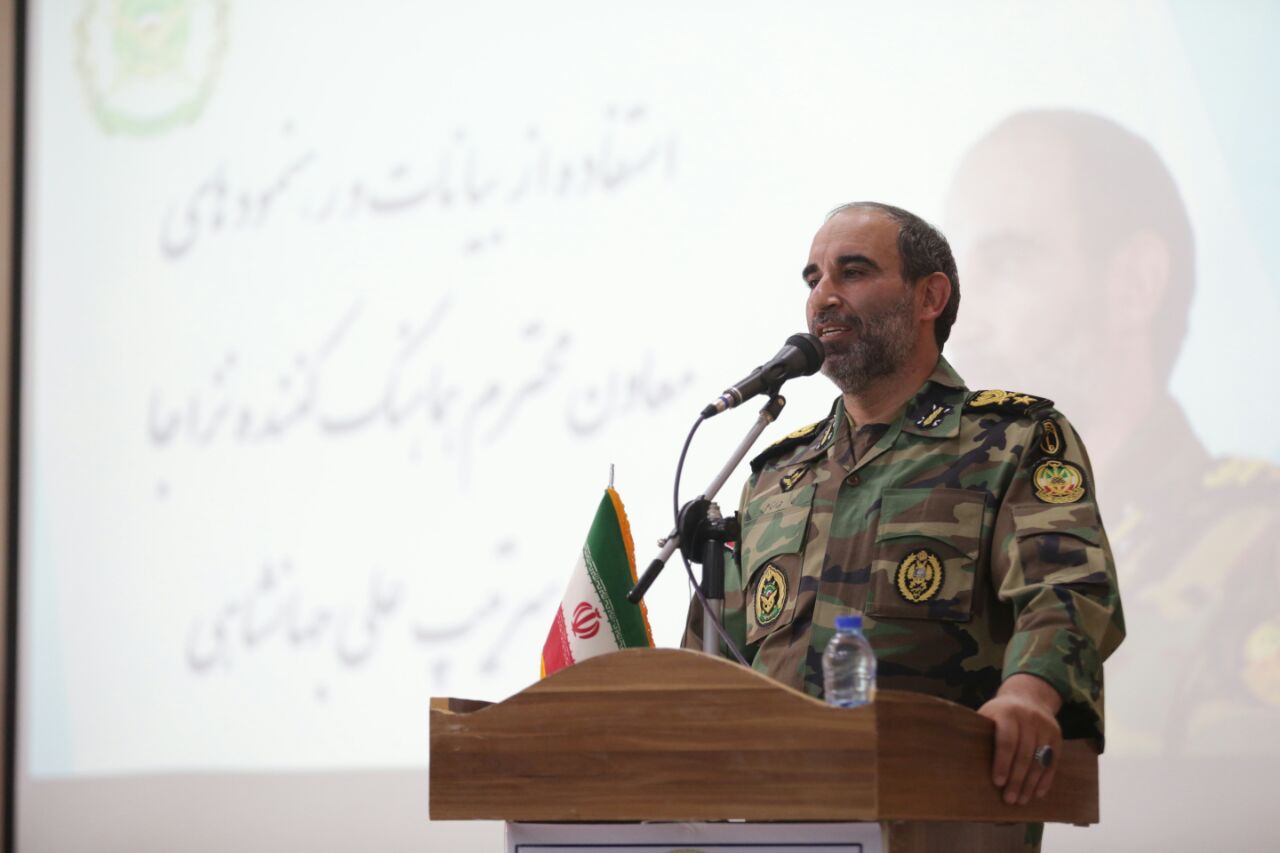 ازدواج باید در کشور آسان برگزار شود