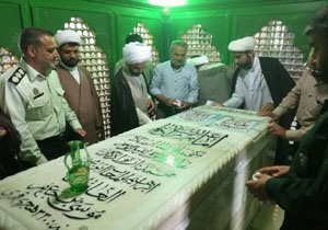 غبار روبی و عطر افشانی آستان مقدس امامزادگان