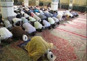 برپایی نماز عید سعید قربان در امامزادگان استان اردبیل