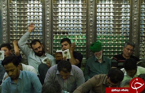 طنین نوای روح بخش دعای عرفه در یزد +آلبوم طنین نوای روح بخش دعای عرفه در یزد +آلبوم
