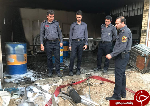 آتش سوزی گسترده در کارخانه توليد فايبرگلاس مهار شد