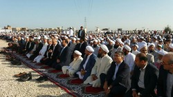 معاون رییس جمهور در جمع مردم اهل سنت بندرترکمن برای اقامه نماز عید سعید قربان حضور یافت.