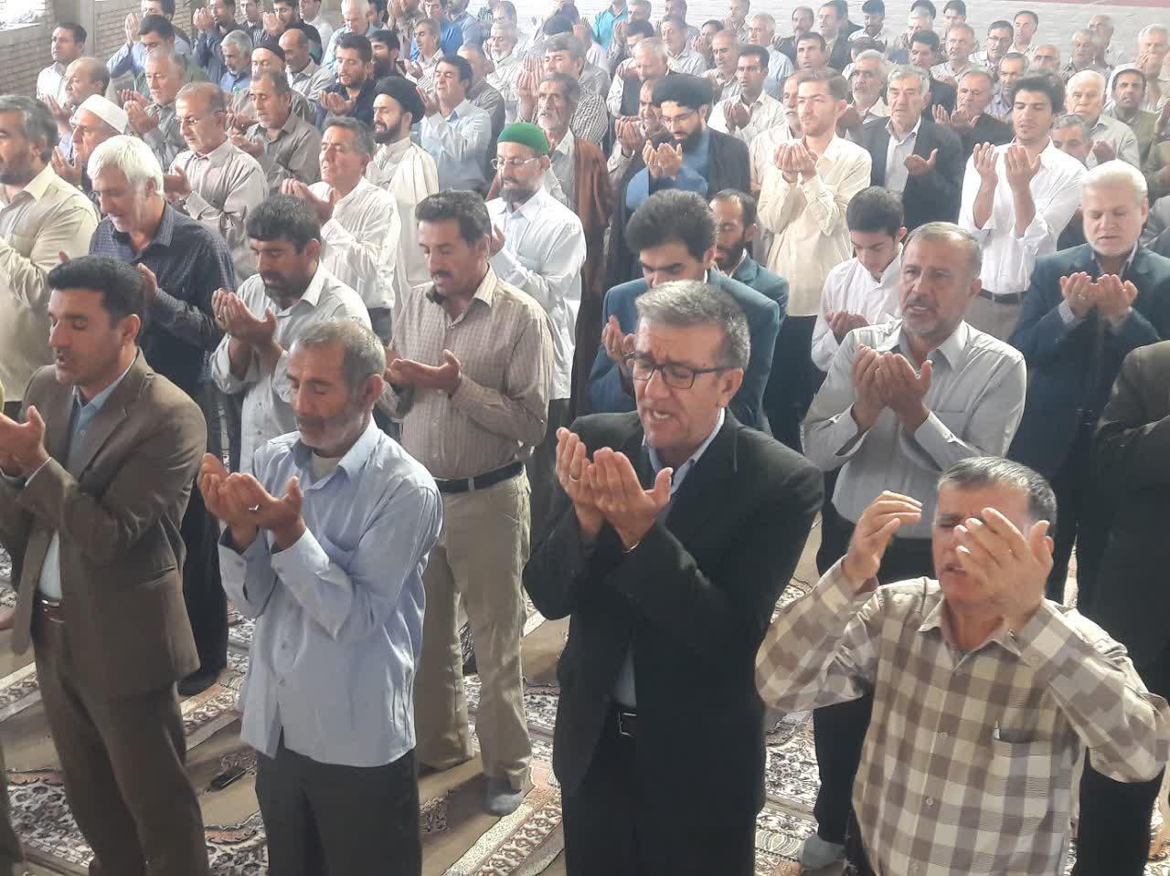 نماز عید سعیدقربان در کهگیلویه و بویراحمد برگزار شد