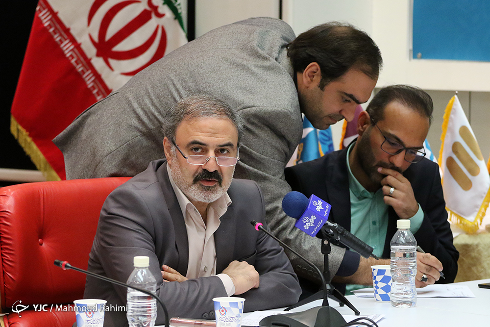 سریال &laquo;بازی نقاب ها&raquo; بعد از &laquo;پدر&raquo; روی آنتن می رود/ شبکه دو قرارگاه معلم و مدرسه است