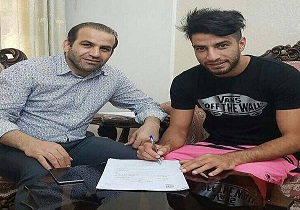 پیوستن هافبک خونه به خونه بابل به استقلال خوزستان