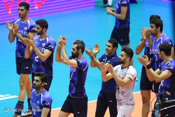 ایران 3 &ndash; پاکستان صفر / پیروزی آسان شاگردان ایگور در گام نخست //// بماند/////