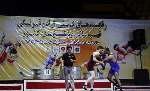 قهرمانی تهران در گروه های پنج گانه کشتی فرنگی پیشکسوتان کشور