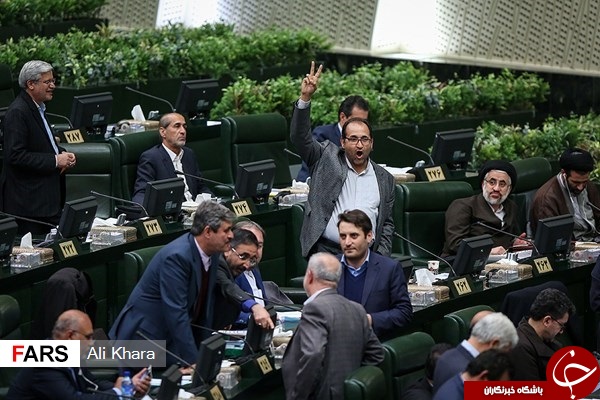 ابهام در سرنوشت شهردار ۷۶ روزه تهران/ قانون بازنشسته&zwnj;ها شامل &laquo;افشانی&raquo; می&zwnj;شود؟