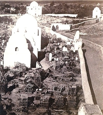 قبرستان بقیع در 110سال قبل+عکس