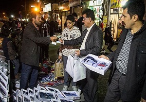 دست فروشان سنندجی ساماندهی می‌شوند/ دستفروشان باسابقه بیمه جاری از گردونه بازارخارج می‌شوند