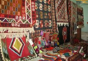 حضور هنرمندان استان در نمایشگاه صنایع دستی کرمانشاه