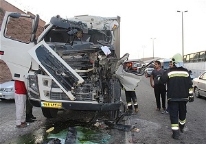 دست چه کسانی به خونهای ریخته شده روی جاده ها آغشته است؟