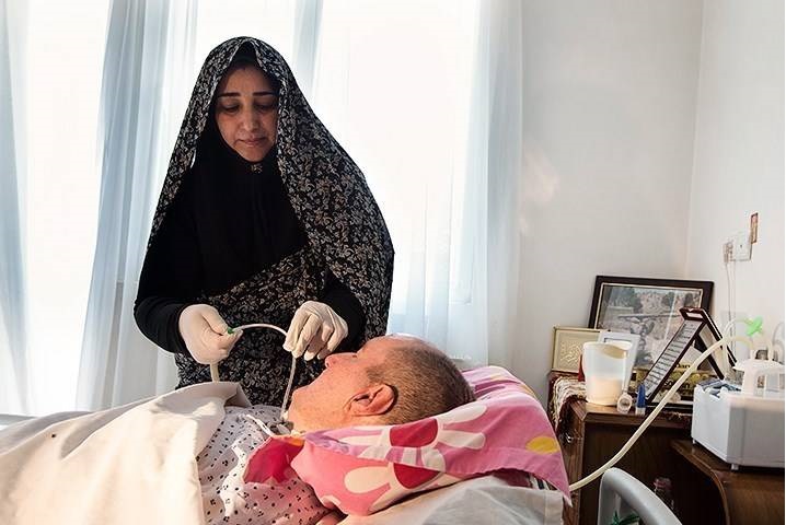 نفس تنگی روی بالشت صورتی