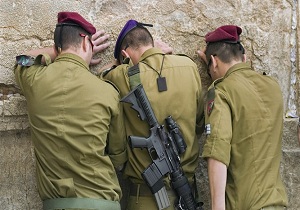 فرمانده نظامی ارتش رژیم صهیونیستی: اسرائیل در مقابله با فلسطینی&zwnj;ها از سربازان به عنوان طعمه استفاده می&zwnj;کند
