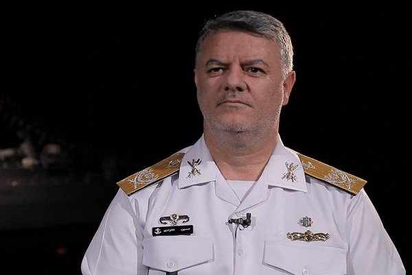 فرمانده نیروی دریایی ارتش از صنایع سازمان دریایی بازدید کرد