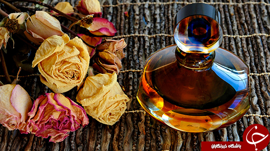 چرا عطر دوری می آورد؟! / پشت پرده کادو دادن عطر و جدایی چیست؟ + احادیث معصومین(ع) پیرامون استفاده از عطر و هدیه دادن/ شایعه ای که مختص ایرانیان است!