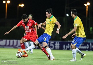 تساوی یک بریک صنعت نفت آبادان مقابل پرسپولیس تهران