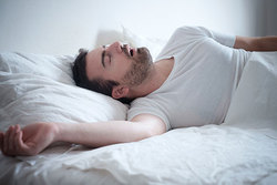 علت مرگ درهنگام خواب چیست؟