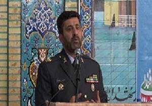 گلباران مزار شهدا در سالروز تشکیل قرارگاه پدافند هوایی