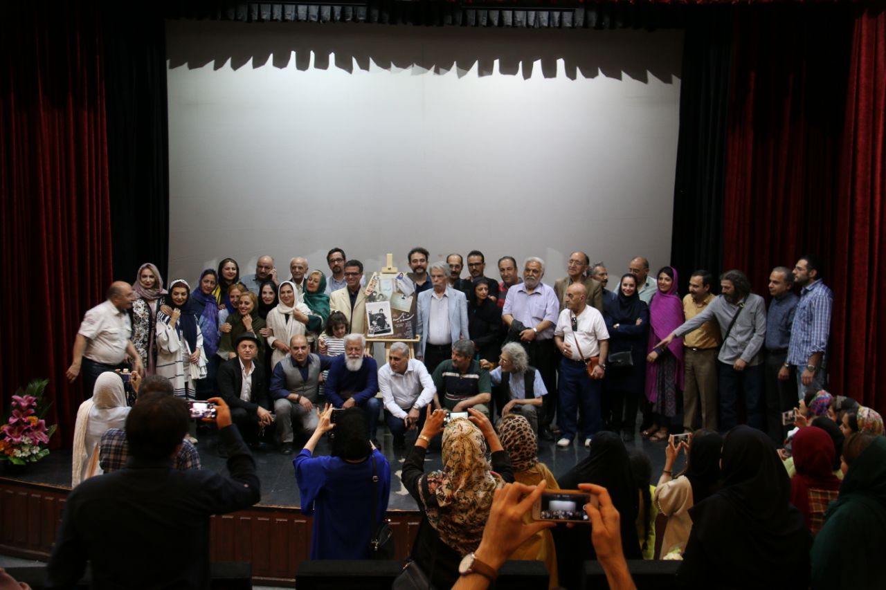 تجلیل از صدای ماندگار کودکی / &laquo;ستاره ناهید&raquo; رونمایی شد