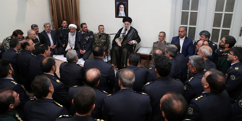 در مقابل پرچم هیچ کشوری جز پرچم جمهوری اسلامی تعظیم نکرده&zwnj;ام/ قرارگاه پدافند هوایی در خط مقدم مقابله با دشمنان ایران است
