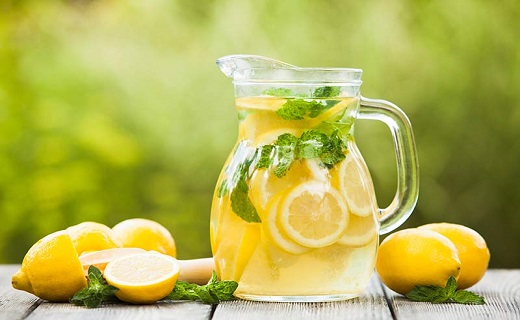 چگونه افسردگی را از خود دور کنیم؟ / رهایی از افسردگی با شربتی گوارا
