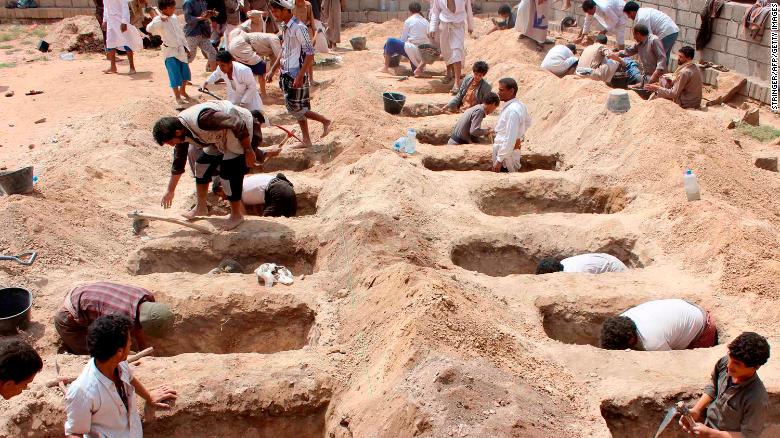 سخنگوی ائتلاف سعودی: هیچ کودکی در اتوبوس یمنی نبوده است! سخنگوی ائتلاف سعودی: هیچ کودکی در اتوبوس یمنی نبوده است!